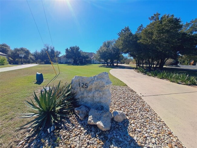 125 Gabriels Loop in Georgetown, TX - Foto de edificio - Building Photo