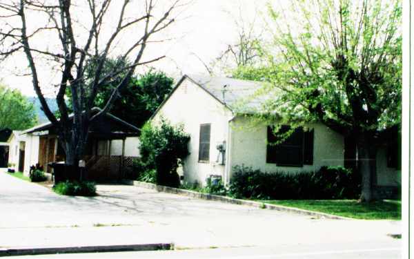 948-950 Division St in Pleasanton, CA - Building Photo - Building Photo