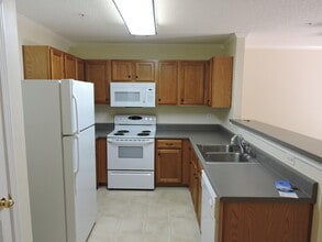 149 Swaying Pine Ct in Crestview, FL - Building Photo - Building Photo