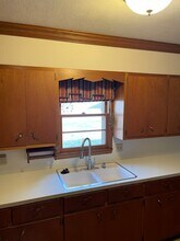 2703 E Madison St in Springfield, MO - Building Photo - Building Photo