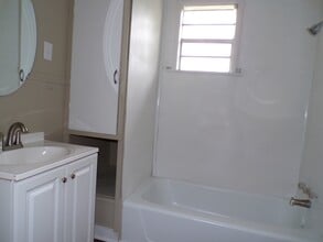 900 Center St in Birmingham, AL - Building Photo - Building Photo