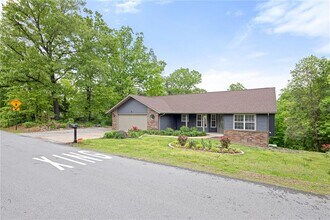 6 Swanage Dr in Bella Vista, AR - Building Photo - Building Photo