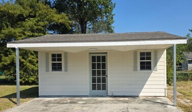 2386 Wilson Rd in Lake Charles, LA - Building Photo - Building Photo