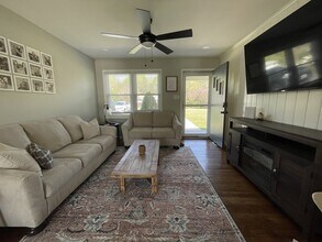 624 Amelon Rd in Madison Heights, VA - Building Photo - Building Photo