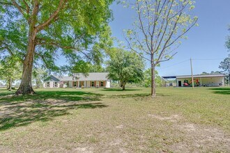 12525 Indian Springs Rd in Picayune, MS - Building Photo - Building Photo