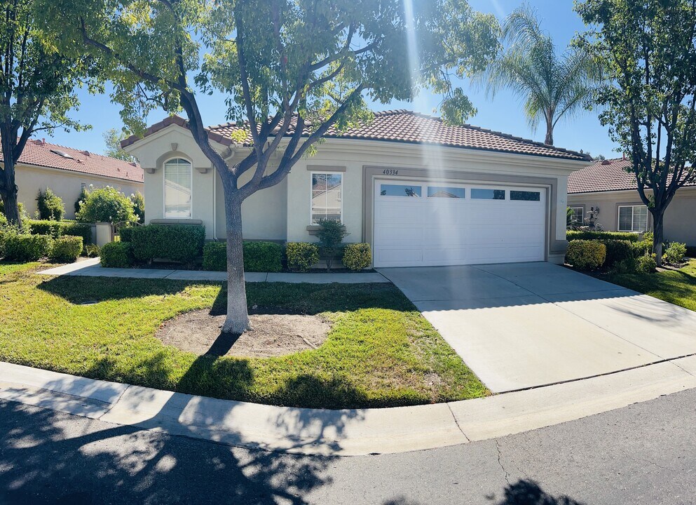 40334 Vía Marisa in Murrieta, CA - Building Photo