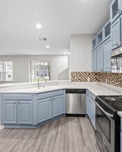 3612 Sanctuary Dr in St. Cloud, FL - Foto de edificio - Building Photo