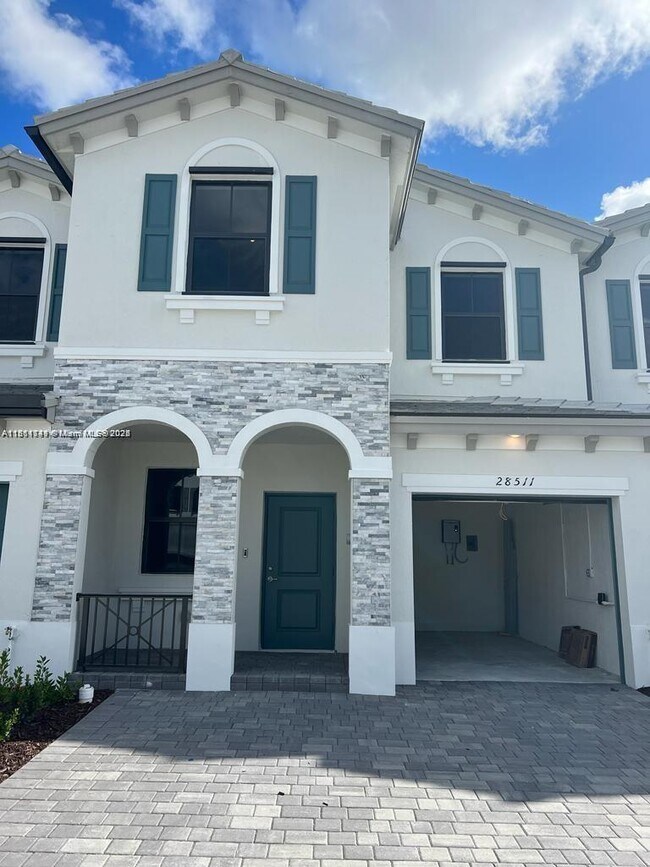 property at 28511 SW 134th Ct