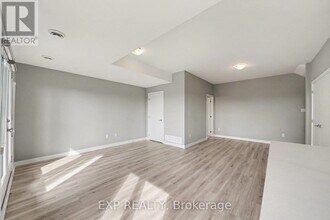 511 Southfield Way in Ottawa, ON - Building Photo - Building Photo