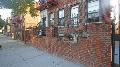 425 Montauk Ave in Brooklyn, NY - Building Photo - Building Photo