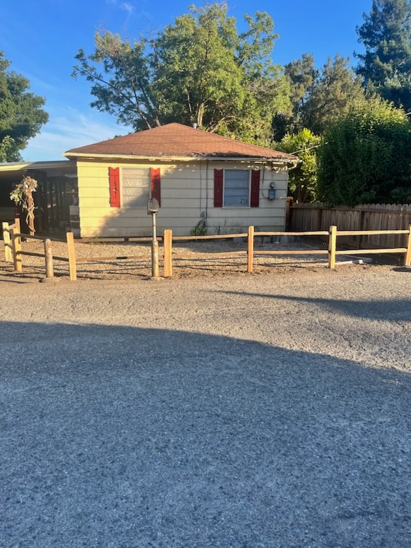 property at 3265 Hillview Ln