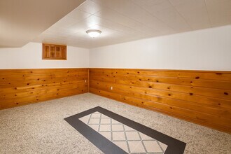 404 Thoria Rd in Batavia, IL - Building Photo - Building Photo