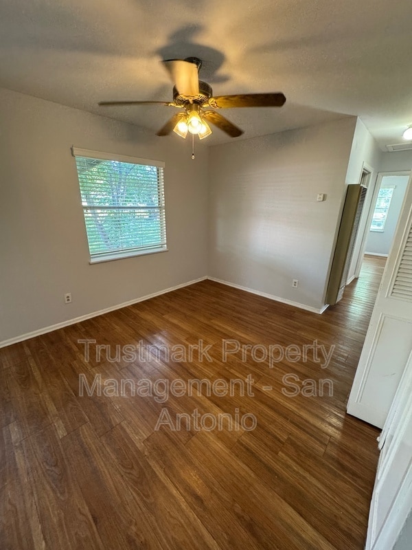 213 Aviation Ave in Schertz, TX - Building Photo - Building Photo