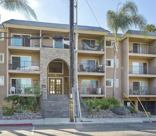 3980 8th Ave, Unit 218 in San Diego, CA - Foto de edificio