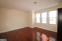 5542 Torresdale Ave photo'