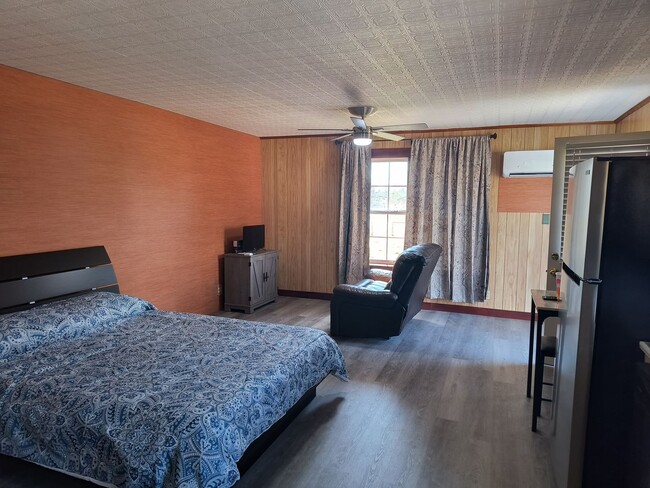 13230 MS-26 in Lucedale, MS - Building Photo - Building Photo