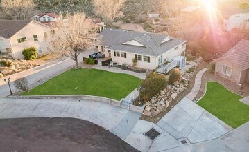 428 Paintbrush Way in Saint George, UT - Building Photo - Building Photo