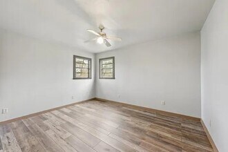 816 Sundown Meadow, Unit 315 in Crosby, TX - Building Photo - Building Photo