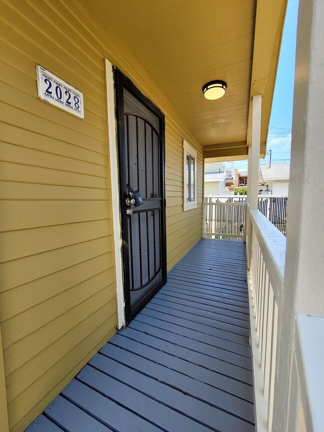 2028 Julian Ave in San Diego, CA - Building Photo - Building Photo