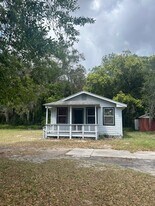 2333 Graham Ave in Jacksonville, FL - Building Photo