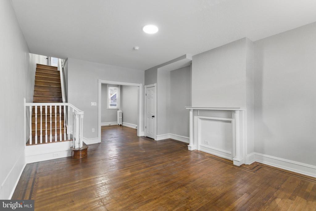 6433 Vine St in Philadelphia, PA - Building Photo