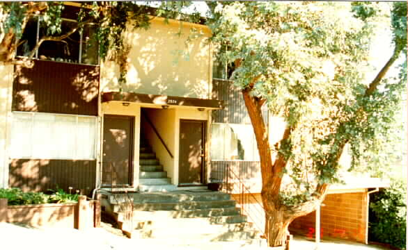 2924 Santa Clara Ave in El Cerrito, CA - Building Photo - Building Photo