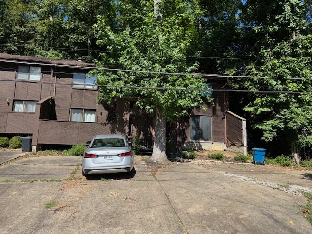 432 Shawnee Dr in Huntington, WV - Building Photo