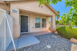 3954 N Crystal Trip Ct in Las Vegas, NV - Building Photo - Building Photo