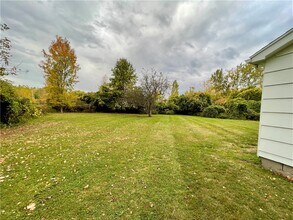 1031 Janes Rd in Rochester, NY - Building Photo - Building Photo