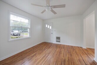 1314 Coreland Dr, Unit B in Madison, TN - Building Photo - Building Photo