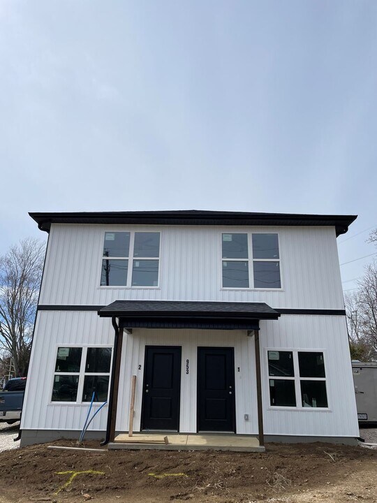 953 1 Mile Rd in Fayetteville, AR - Building Photo
