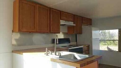 3366 Maple Ln in Haines City, FL - Building Photo - Building Photo