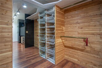 3111 Bel Air Dr in Las Vegas, NV - Building Photo - Building Photo
