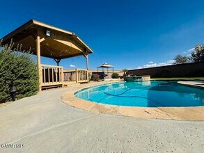 42636 Roadrunner Way in Lancaster, CA - Building Photo - Building Photo