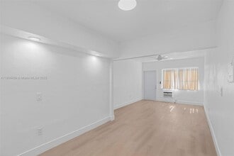 1315 NE 146th St in Miami, FL - Building Photo - Building Photo