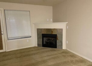 6298 SW Grand Oaks Dr, Unit G102 in Corvallis, OR - Building Photo - Building Photo