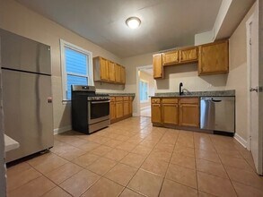 3421 N Bell Ave in Chicago, IL - Building Photo - Building Photo