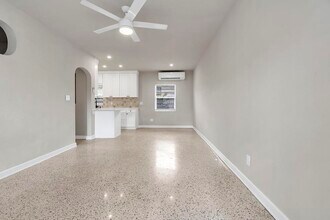 17 Ocean Breeze in Lake Worth Beach, FL - Building Photo - Building Photo