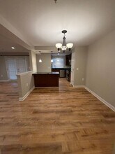 4179 S Four Mile Run Dr in Arlington, VA - Foto de edificio - Building Photo