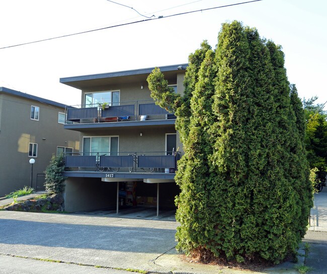 1417 NW 64th St in Seattle, WA - Foto de edificio - Building Photo