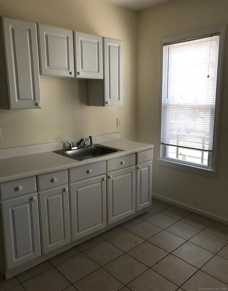 property at 303 Poplar St