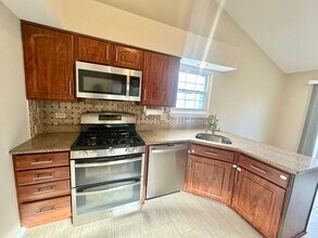 612 Orrington Ct in Lake Zurich, IL - Building Photo - Building Photo