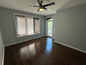 5219 S Michigan Ave in Chicago, IL - Building Photo - Building Photo