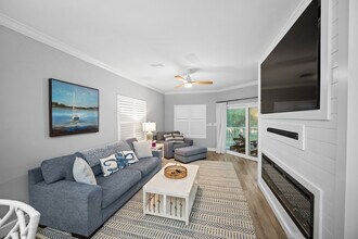 4532 Walker Key Blvd in Orange Beach, AL - Foto de edificio - Building Photo