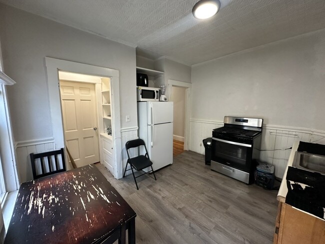 765 Broadway in Everett, MA - Building Photo - Building Photo