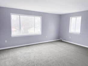 7402 Park Ln in Cleveland, OH - Building Photo - Building Photo