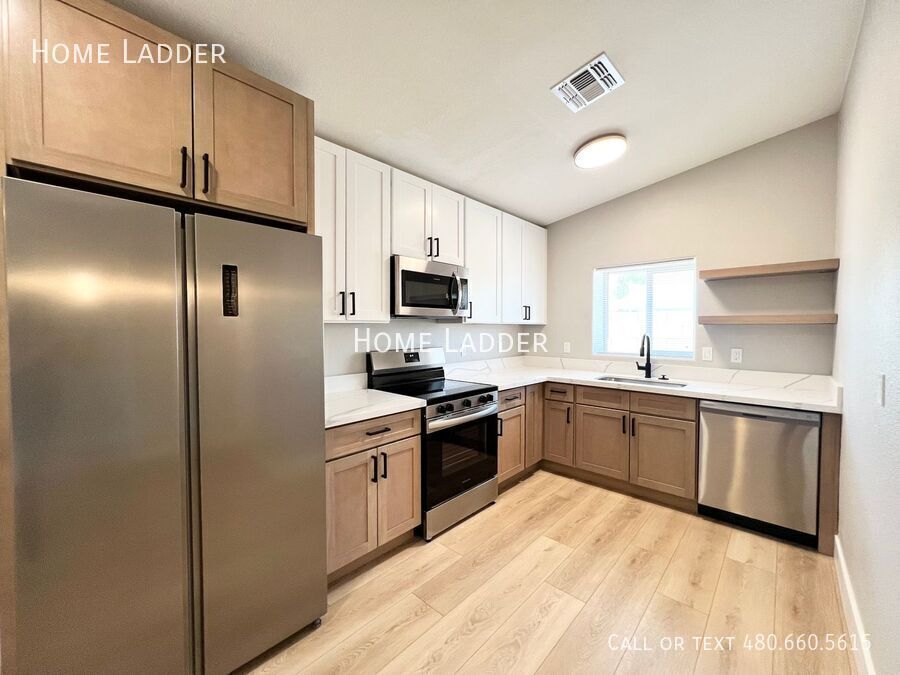 1124 E Polk St in Phoenix, AZ - Building Photo
