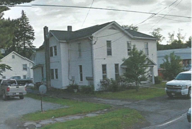 126 E Tioga St in Tunkhannock, PA - Building Photo