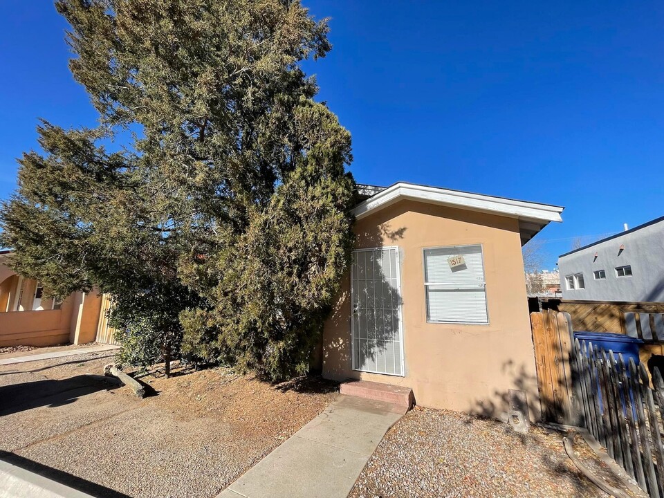 1517 Gold Ave SE in Albuquerque, NM - Building Photo