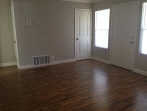 1660 Dover Ave in Fairfield, CA - Building Photo - Building Photo